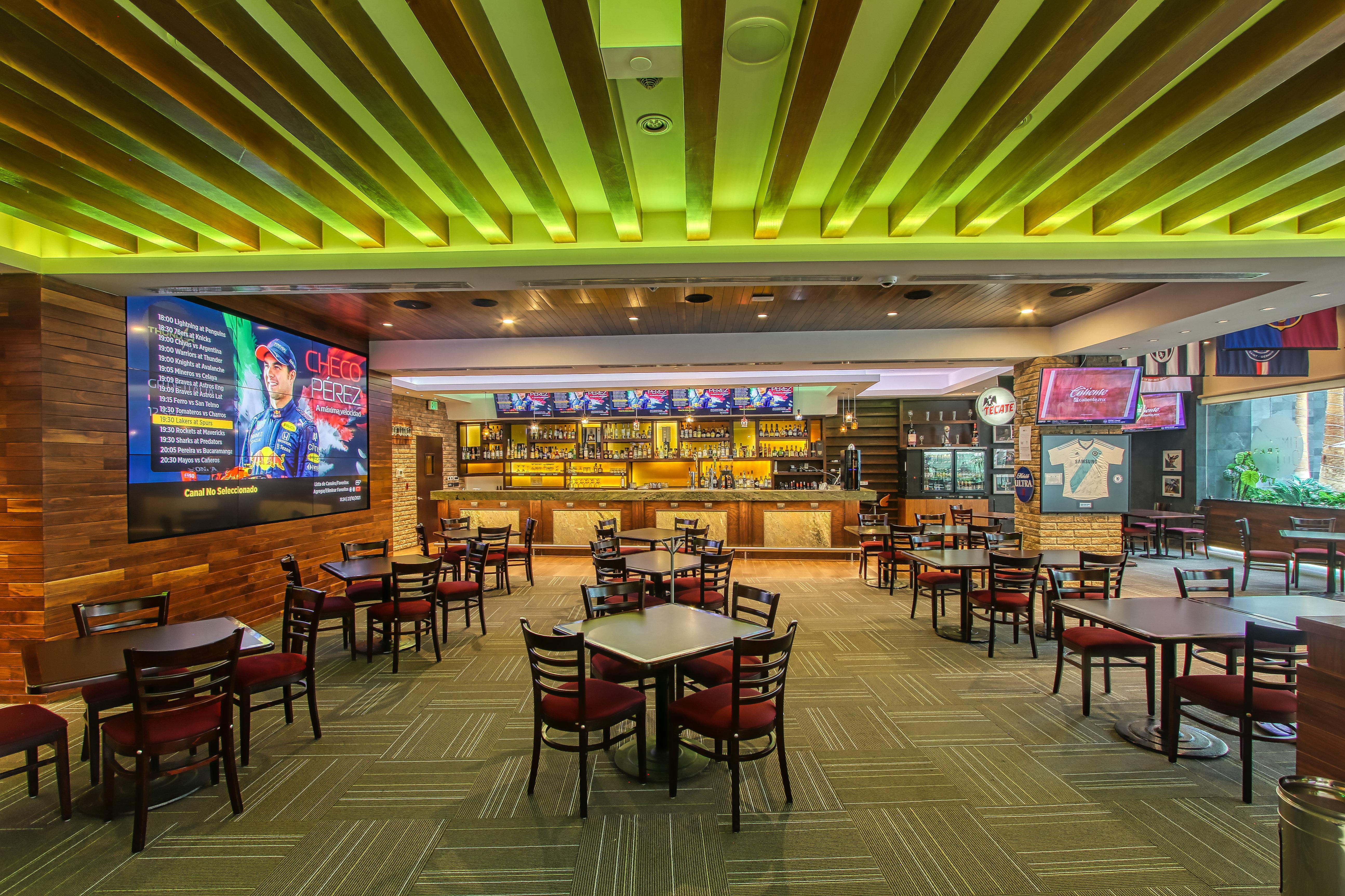 Hotel Crowne Plaza Leon By Ihg Exterior foto