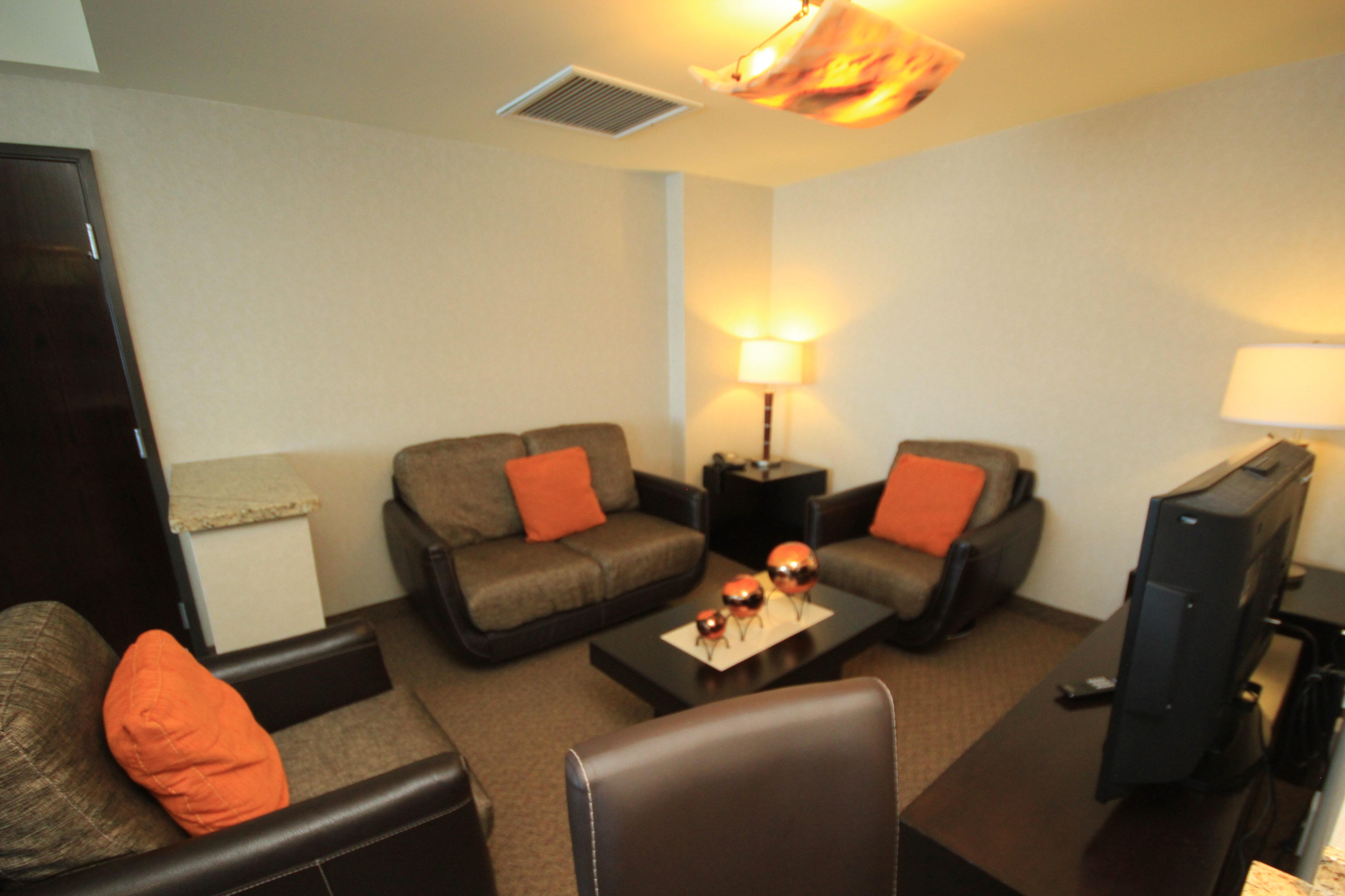 Hotel Crowne Plaza Leon By Ihg Exterior foto