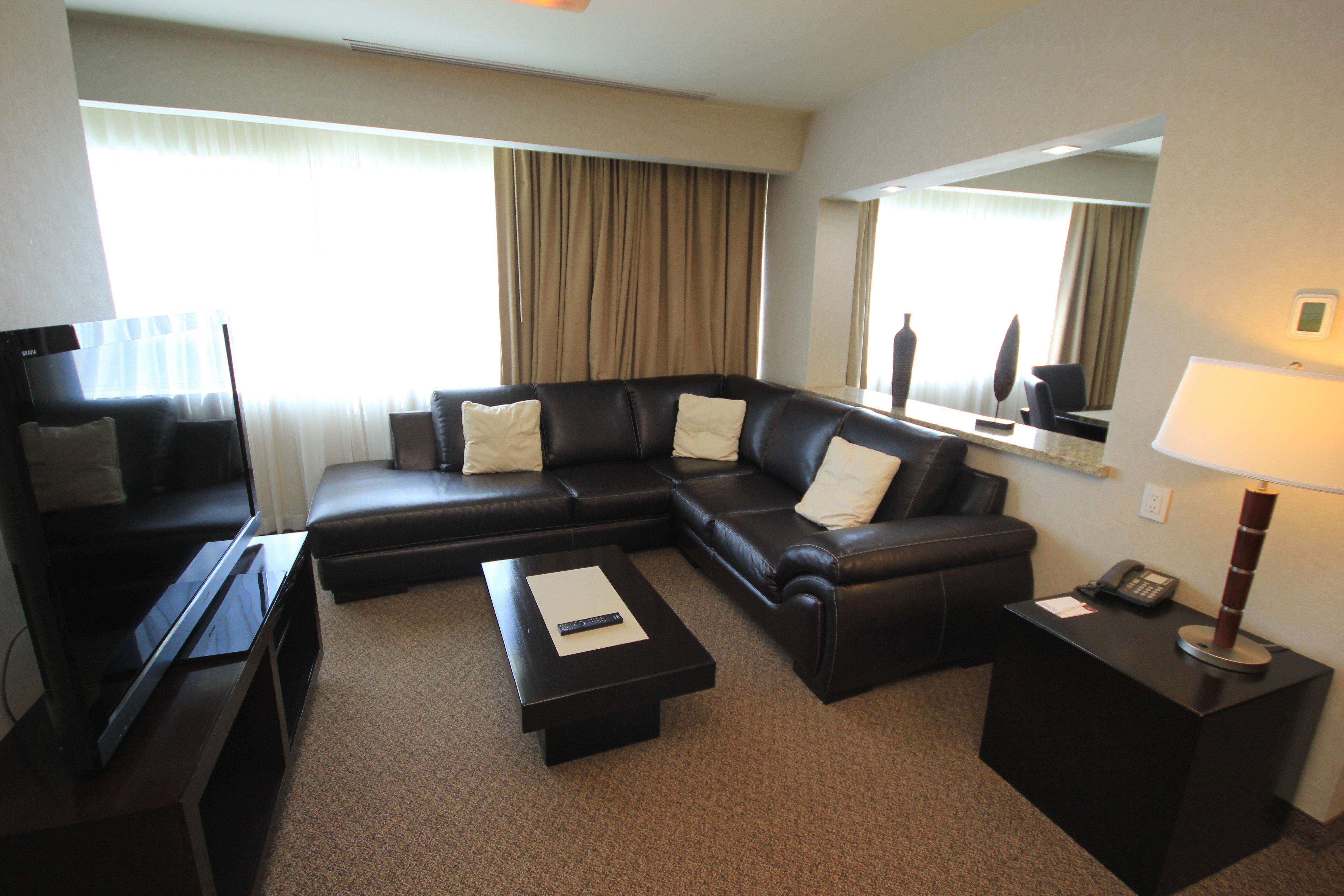 Hotel Crowne Plaza Leon By Ihg Exterior foto
