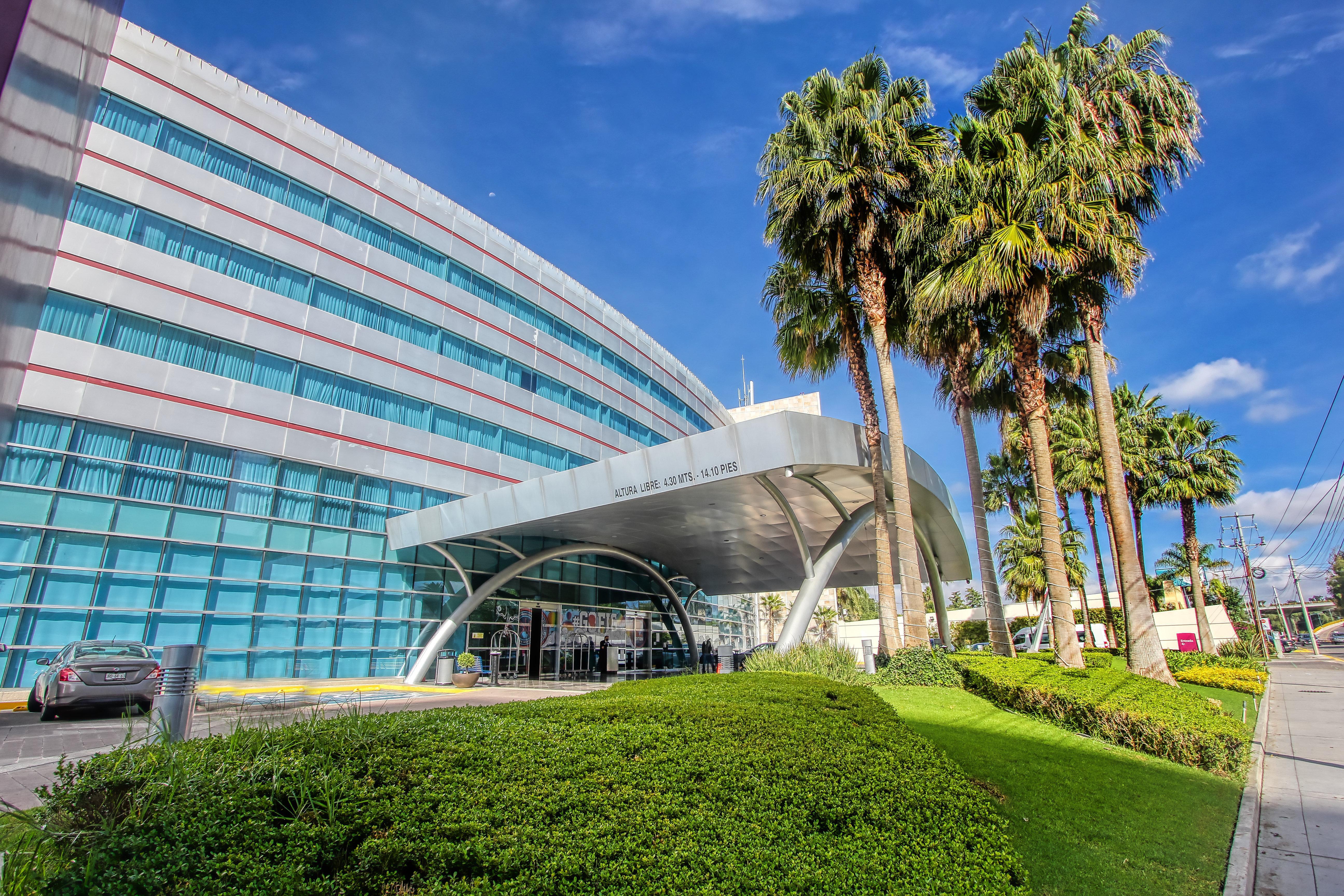 Hotel Crowne Plaza Leon By Ihg Exterior foto